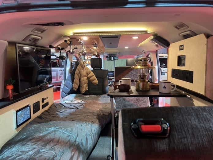 デリカ D:5 Active Camperの車内