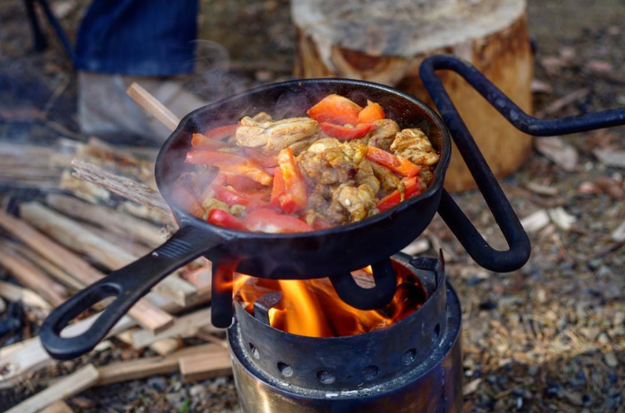 ソロストーブでタンドリーチキンを作る