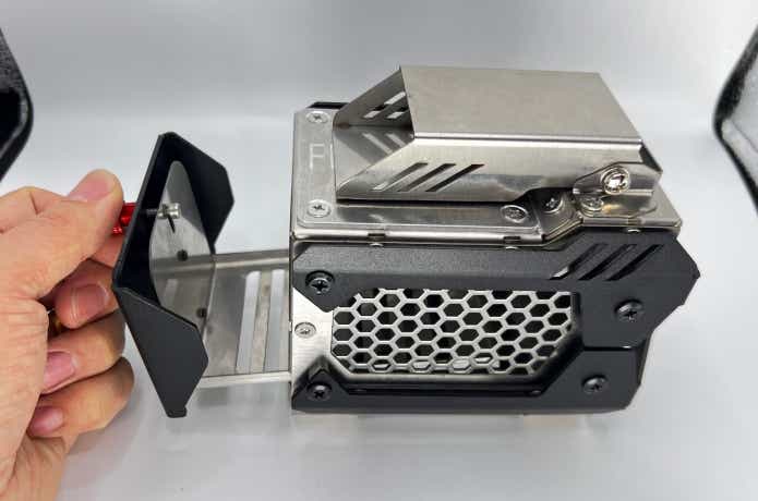 Makuake　マクアケ　ミニ薪ストーブ 「FireBeast 12」