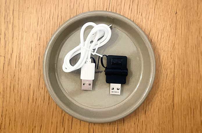 スイングUSB_USBケーブルと並べて