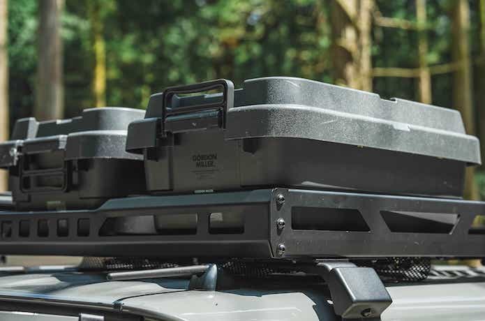 ルーフラックのトランクカーゴ