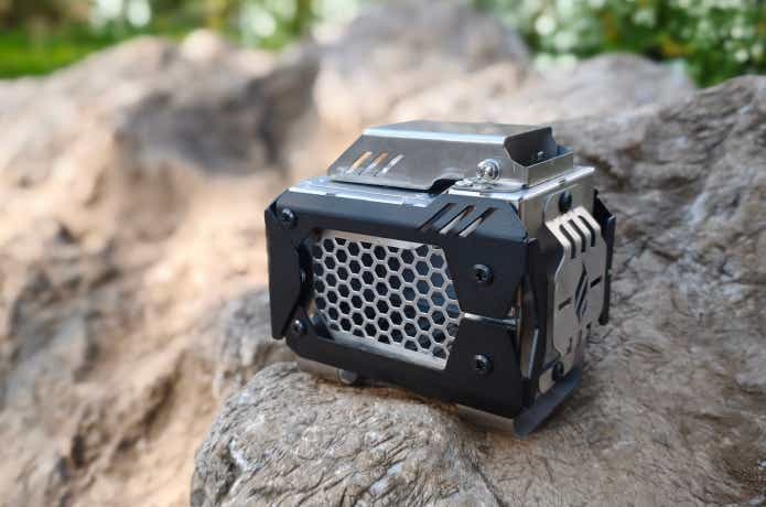 Makuake　マクアケ　ミニ薪ストーブ 「FireBeast 12」