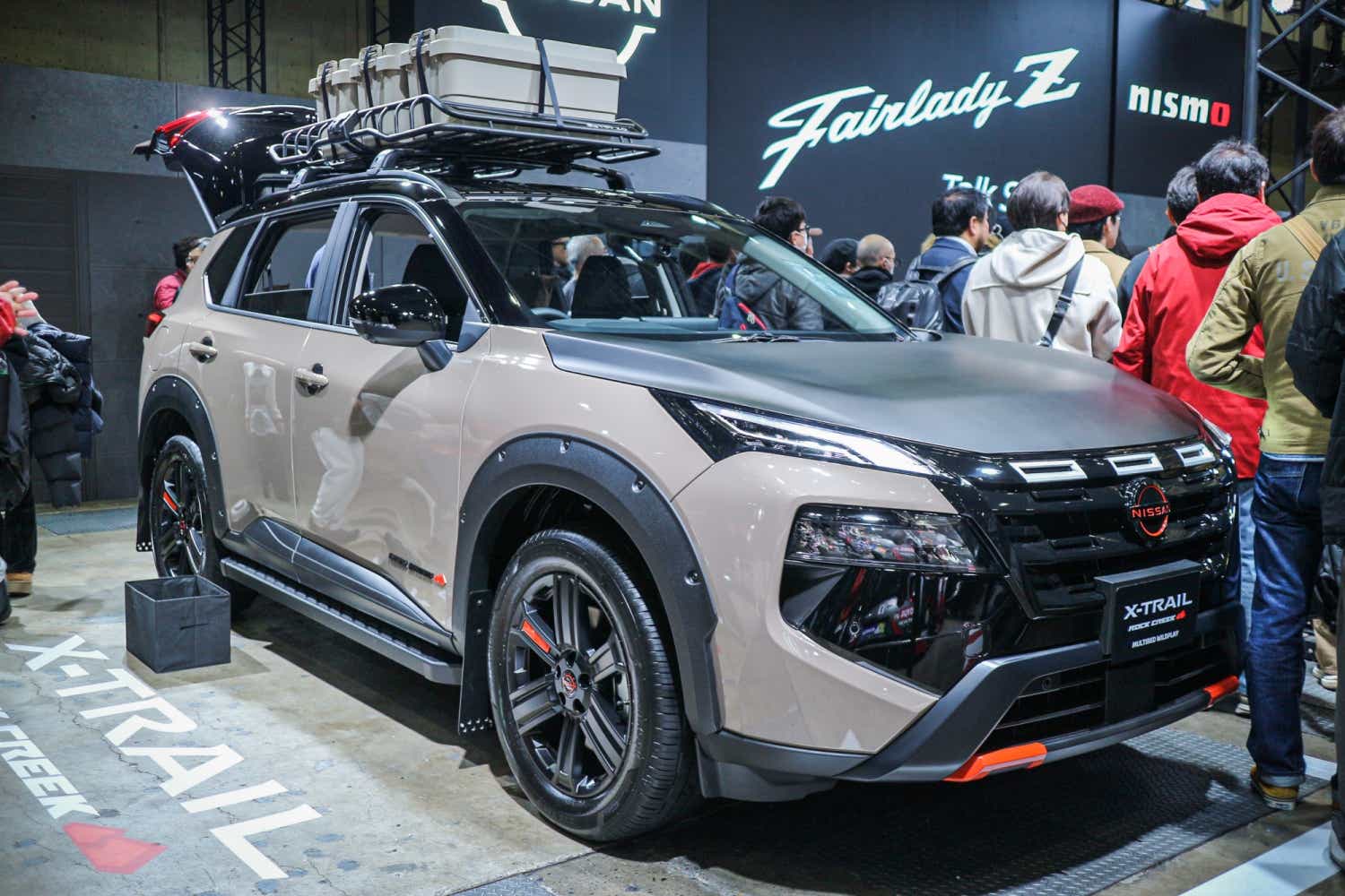 東京オートサロン　エクストレイル