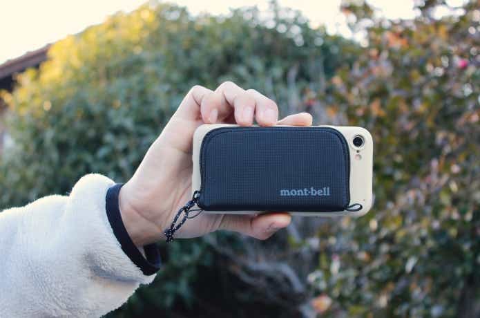 スマホとモンベル財布をMagSafe化している