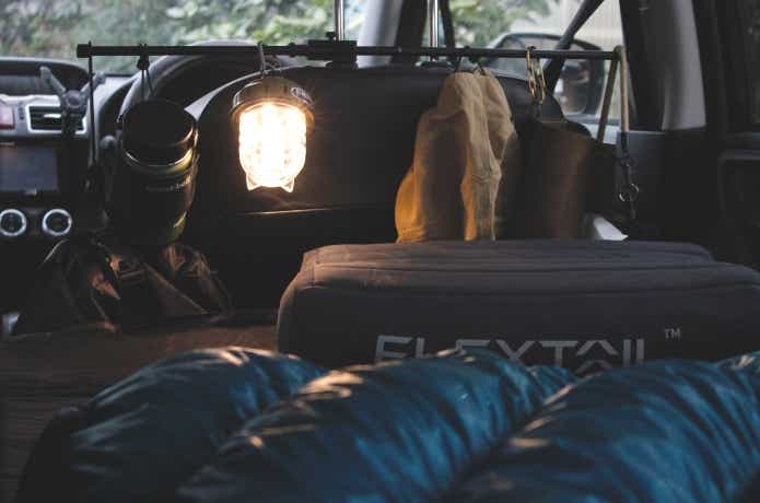 フィットハンガー車中泊使用