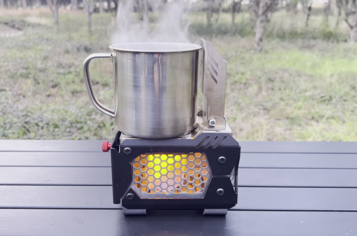 Makuake　マクアケ　ミニ薪ストーブ 「FireBeast 12」