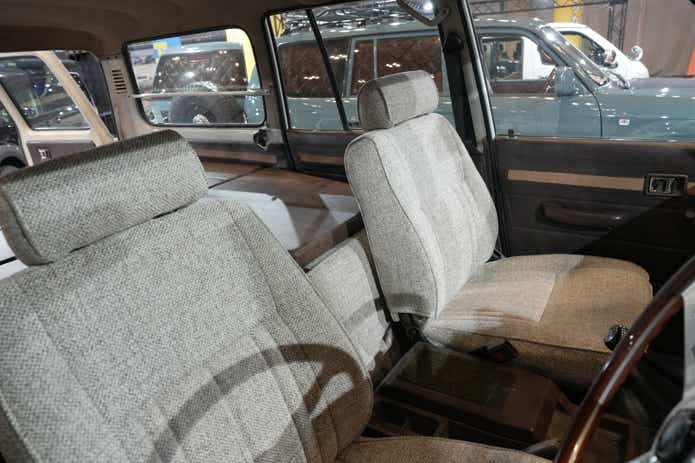 FLEX ランドクルーザー60 前席