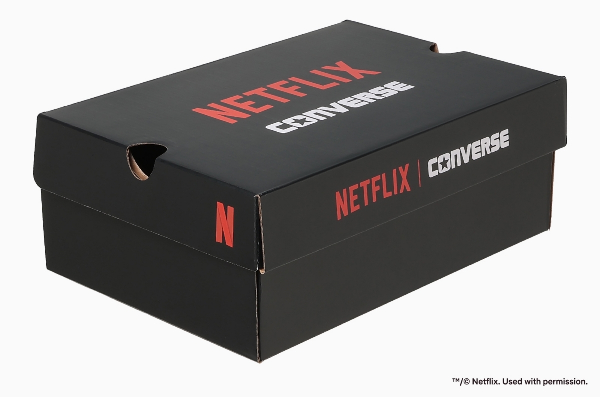 「これは怪作」「持ってたらガチ」コンバースが“最強のサブスク”、ネットフリックスとコラボしてきたぞ!
