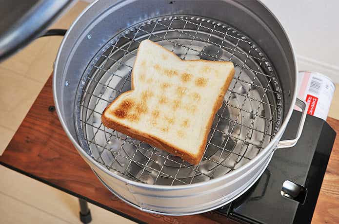 いもやききやっくんDXで焼いた食パン