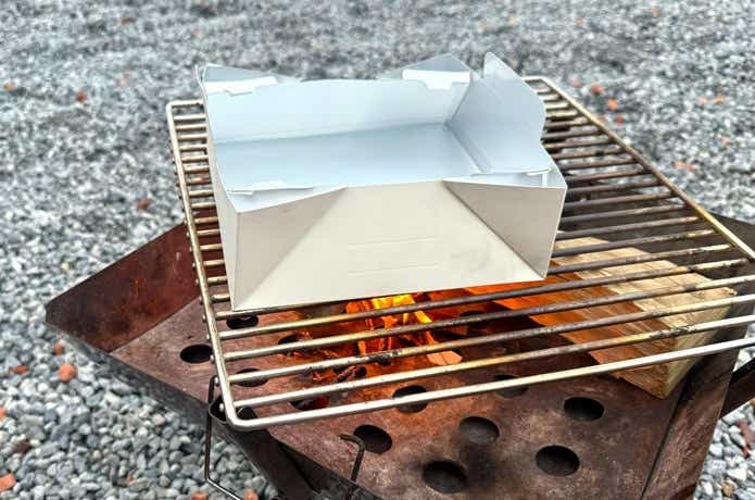 「使い捨て紙鍋」_焚き火使用時