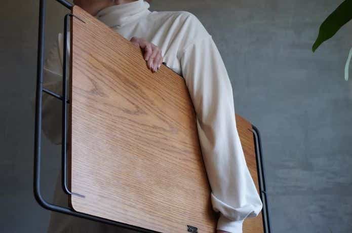 NODEL DESIGN Butterfly TABLE / Mを持つ人