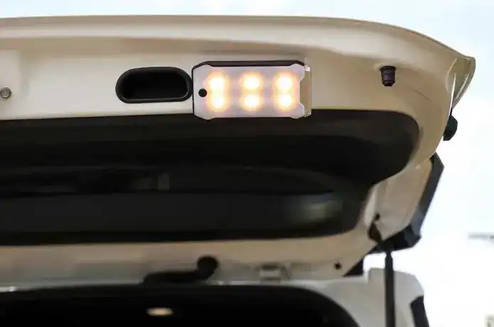 コールマンのクアッドマルチパネルランタンplus