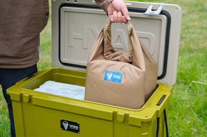 クーラーパック 18をHYADクーラーに入れて