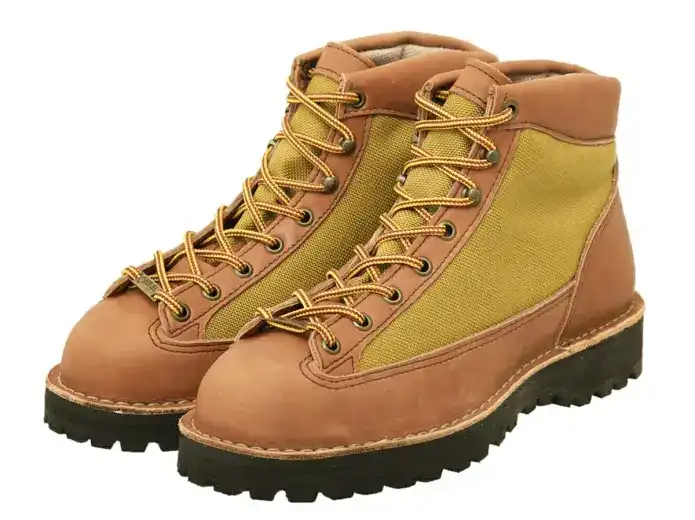 ダナーライト リバイバル