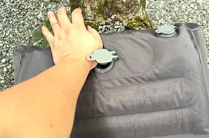 インフレータブルグランドチェア内蔵ポンプ