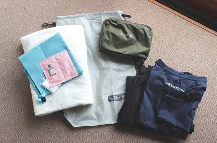 お風呂セットを並べてある