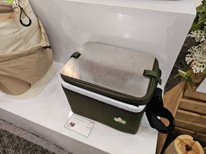 ロゴス 2027 新作展示会