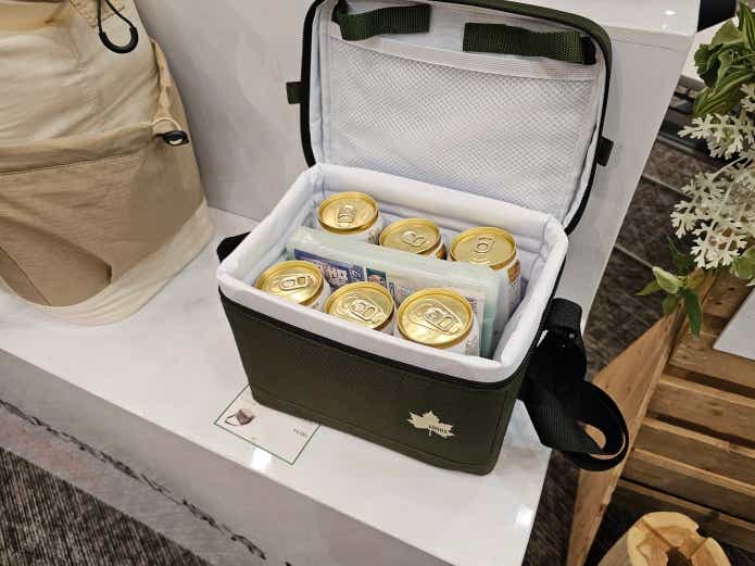 ロゴス 2027 新作展示会