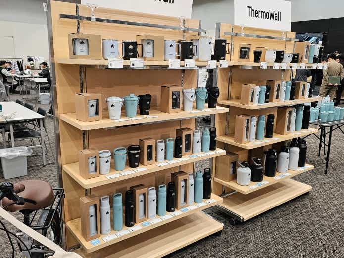 ロゴス 2027 新作展示会