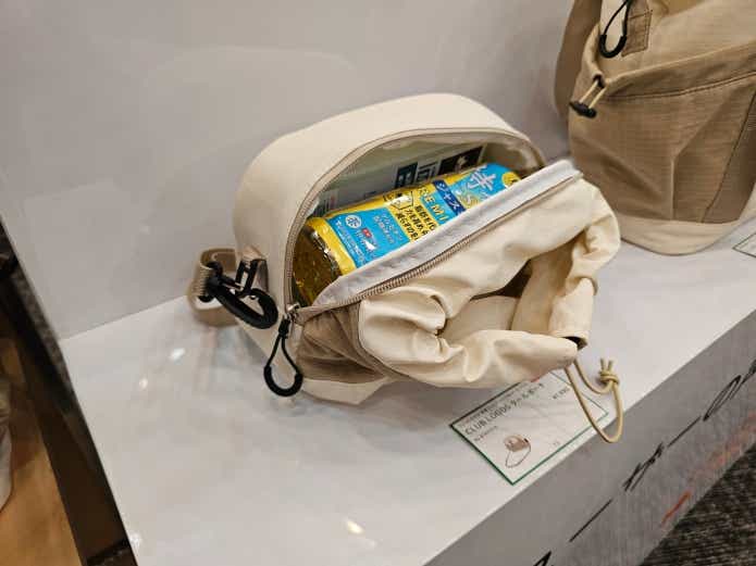 ロゴス 2027 新作展示会