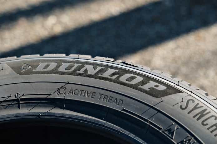 ダンロップ「シンクロウェザー」