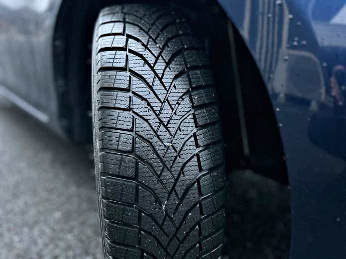 ダンロップ「シンクロウェザー」