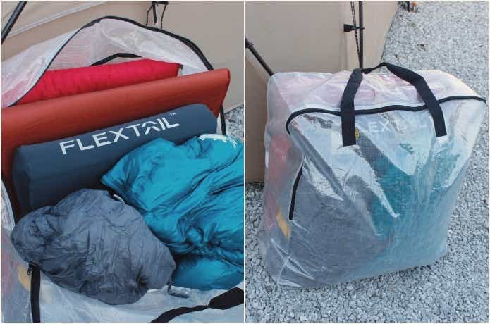 3人分の寝袋とマットを突っ込んでいる