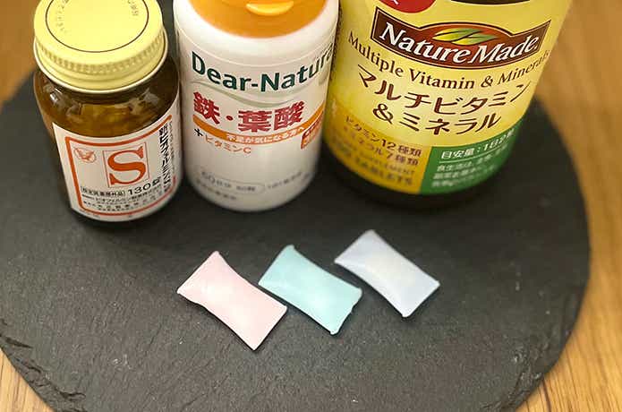 ストロー活用_薬とサプリ