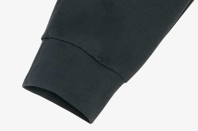 ザ・ノース・フェイス モーションジョガーパンツ（ユニセックス）の裾