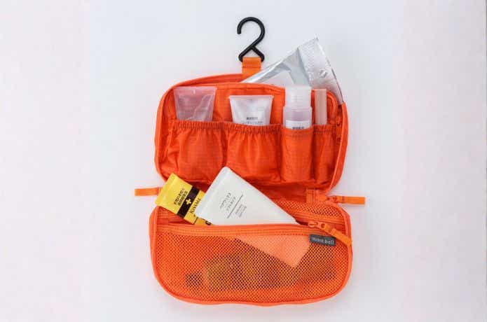 モンベル トラベルキットパック Mにトラベルアイテムを入れる