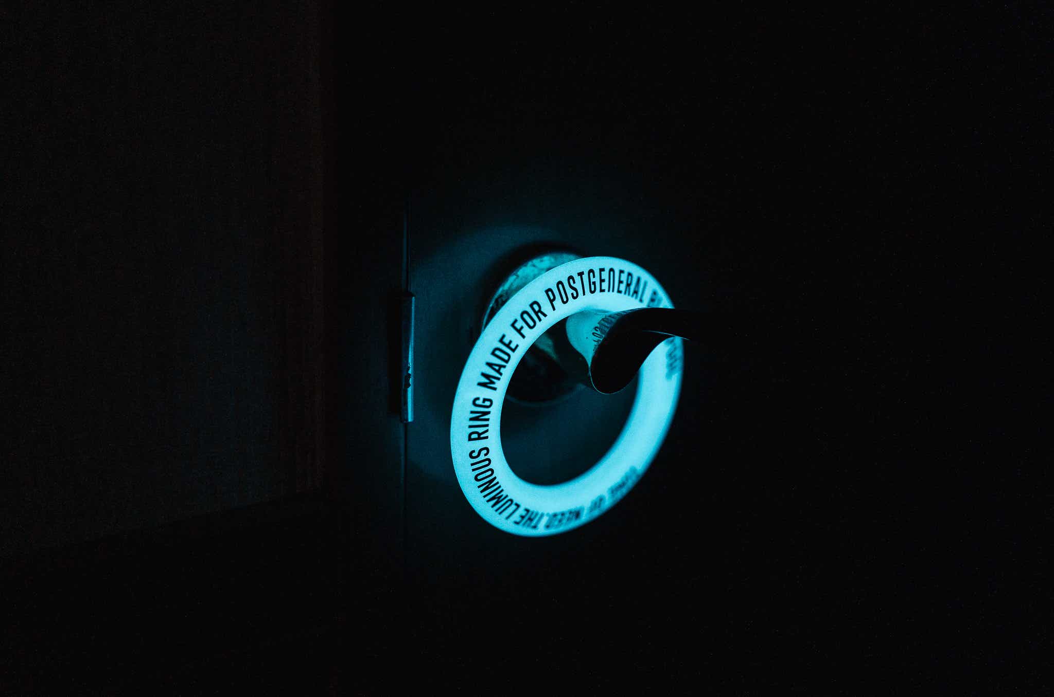 LUMINOUS_RING_PACK4　ドアノブに