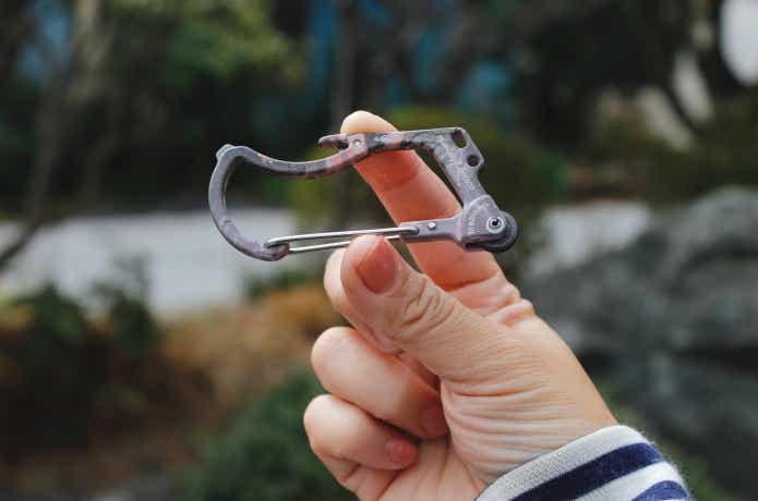 ファイヤービナーを持っている