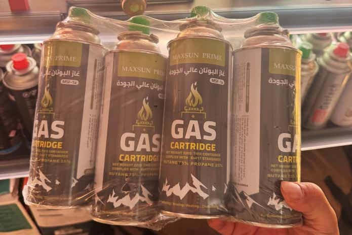 父と子の２人でエジプトキャンプ