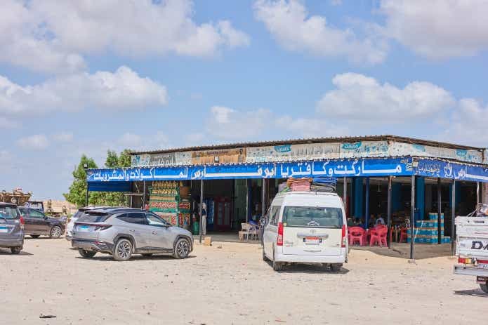 父と子でエジプトキャンプ