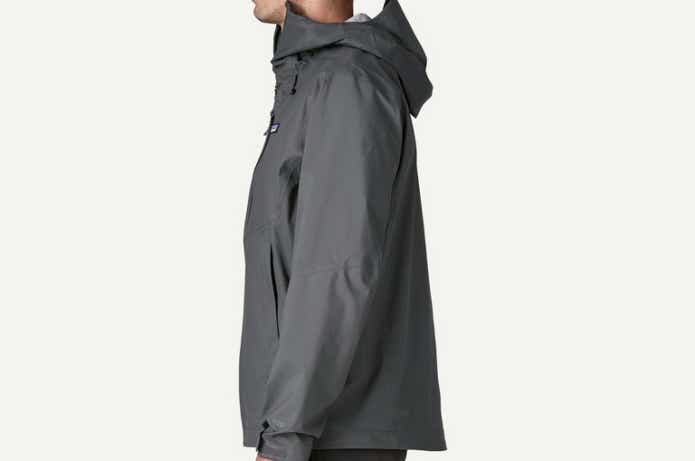 メンズ・グラナイト・クレスト・レイン・ジャケットの側面部