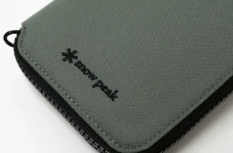 鍵やAirTagまでスマートに。スノーピークの新作財布が叶える、無理のない“ミニマル収納”