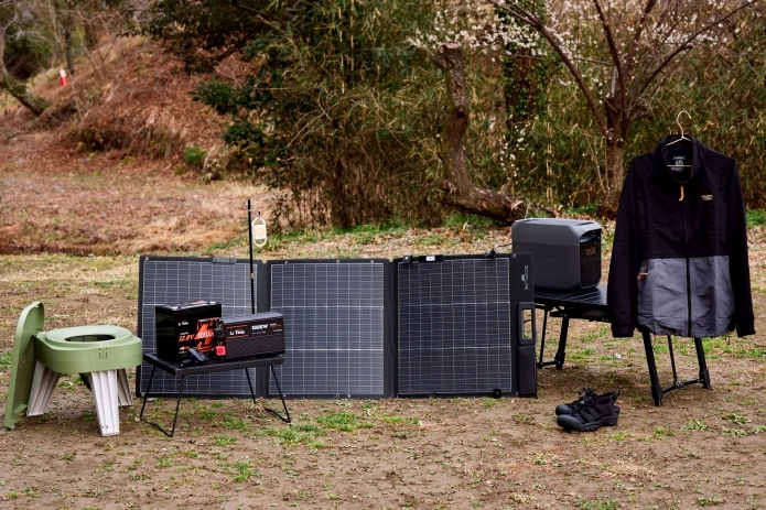 携帯用トイレ、ポータブル電源、アウター、サンダルなど