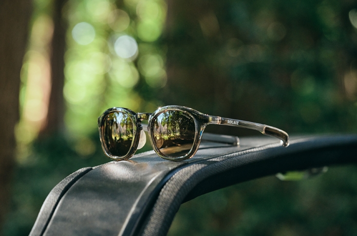 ソライズのサングラスSLD-006のカーキ