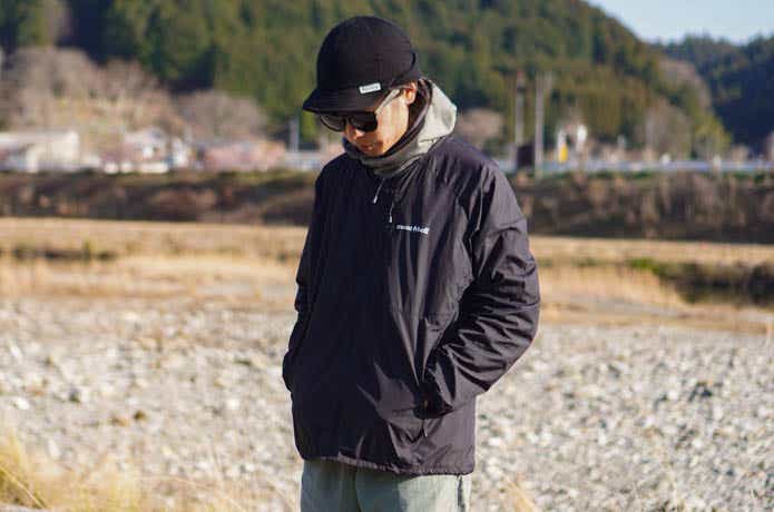 モンベル　ウインドブラストVネックジャケット