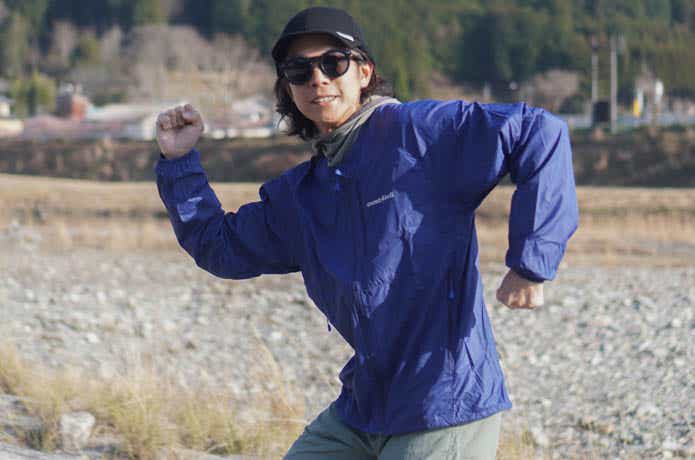 モンベル　ウインドブラストVネックジャケット