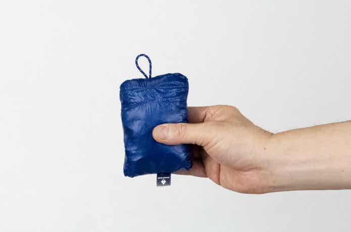 EXライトウインド ジャケットの収納時