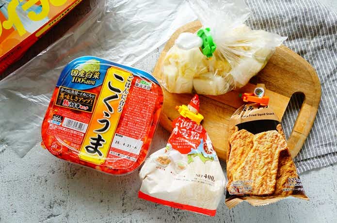 ミス・フランシスのクリップと食品たち