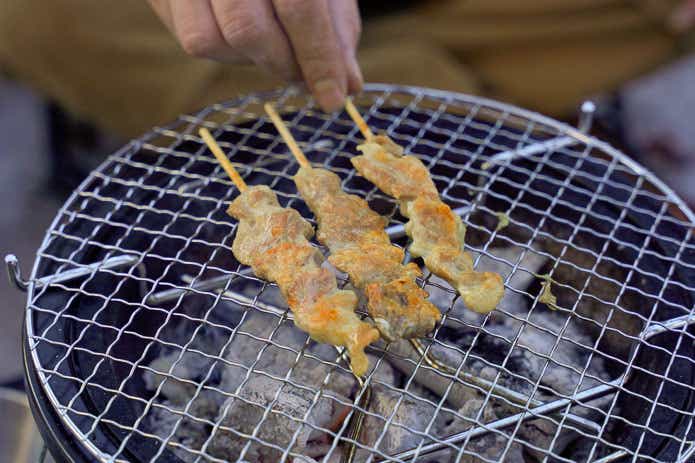 業務スーパーの焼きとりを焼く