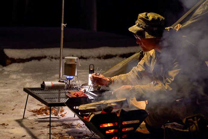 ソロキャンプ呑み