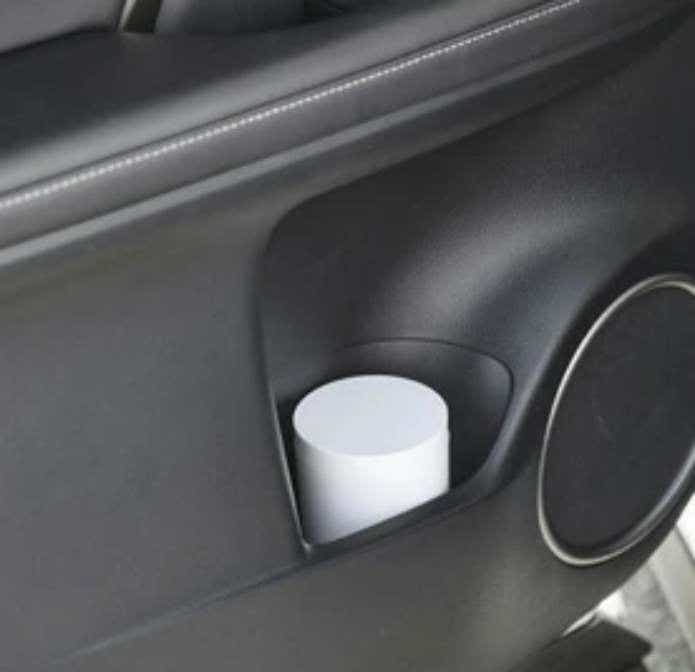 山崎実業のボトル型 ウェットティッシュケース