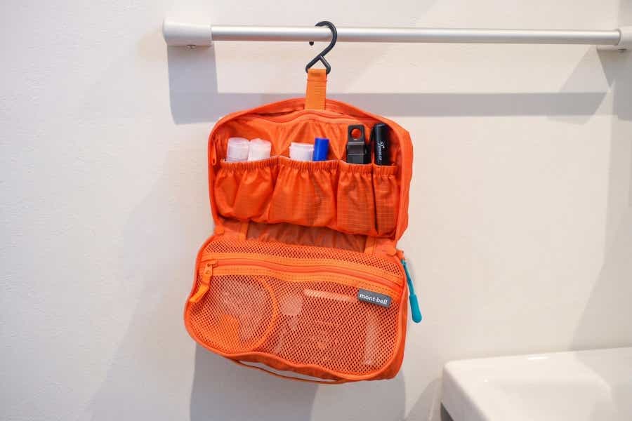 モンベルのトラベルキットパックM