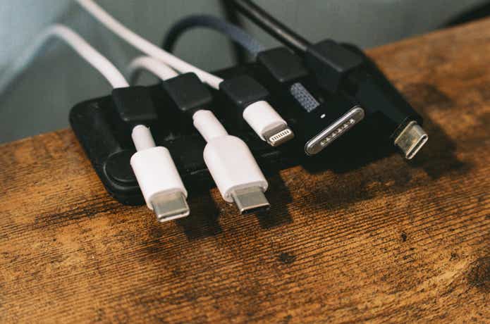 自宅のケーブル類