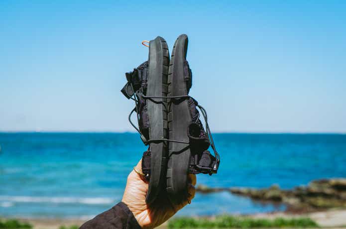 歩きやすいヒール付き。リカバリーサンダル「BUMPY SPORTS」