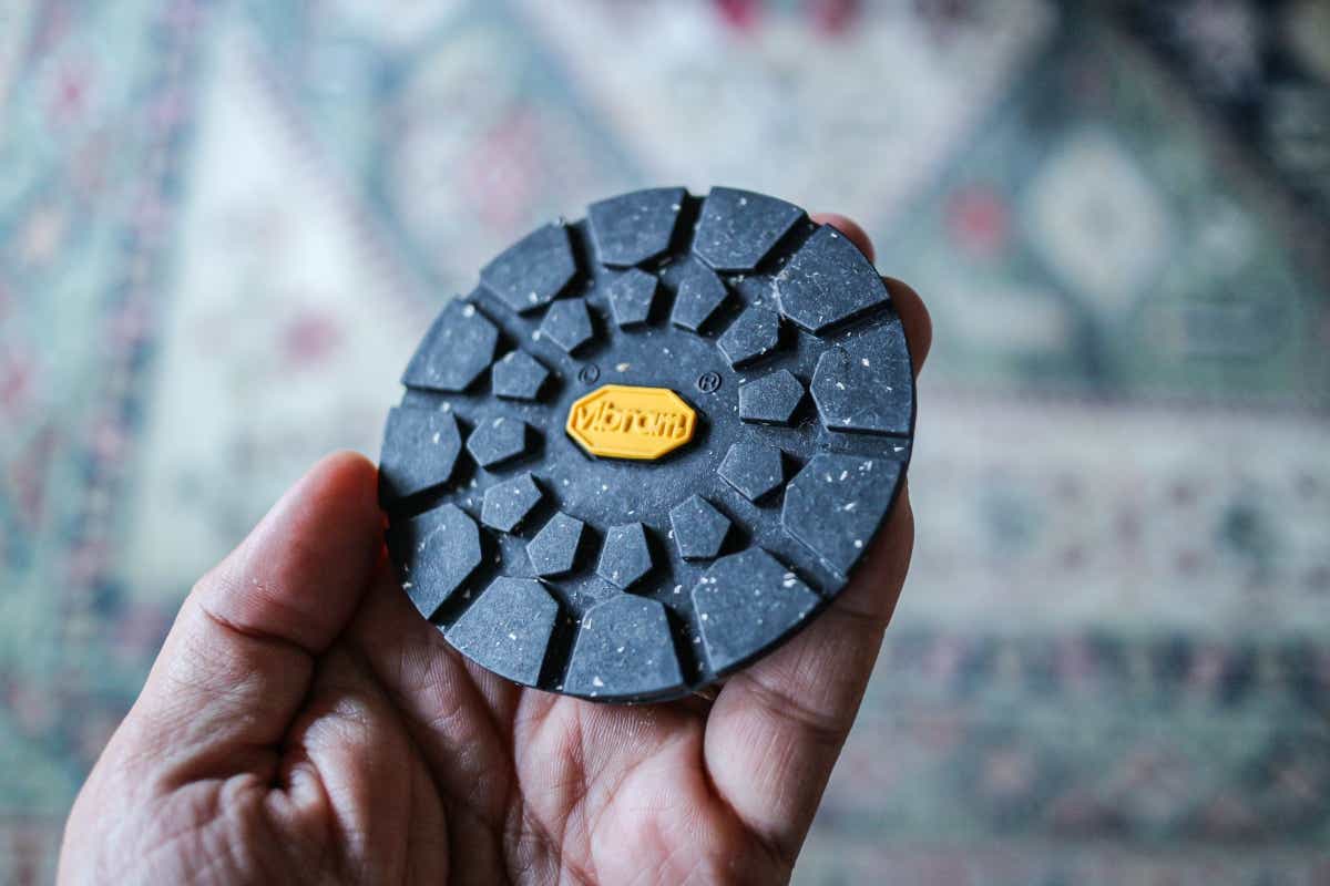 ビブラムのコースター