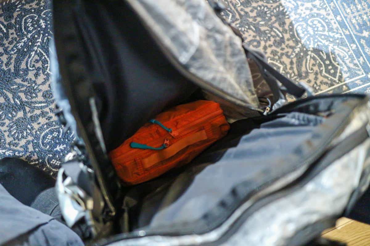 モンベルのトラベルキットパックM